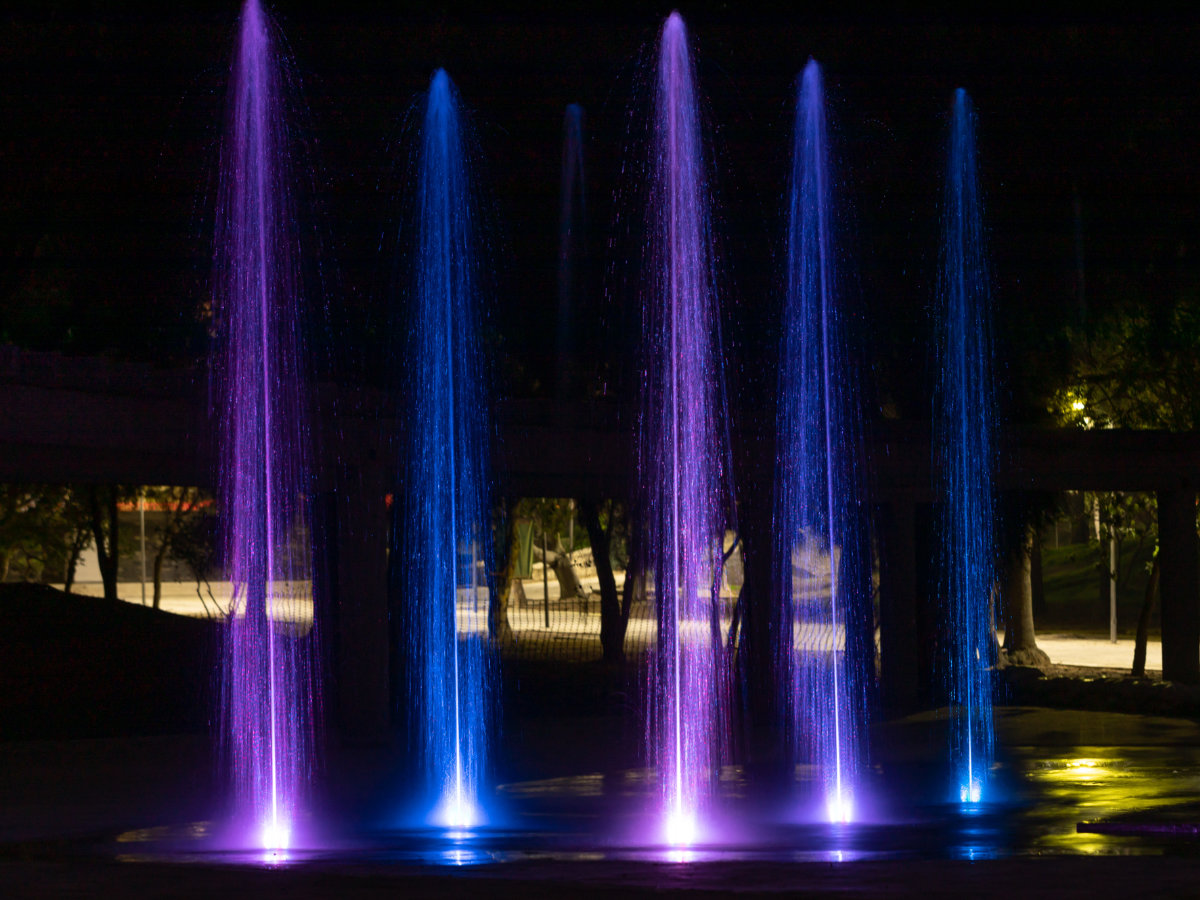 Lago de la republica en saltillo con espectaculo de fuente multimedia